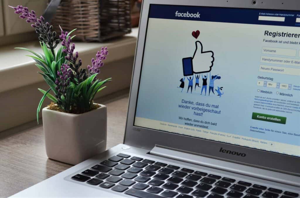 Απόκρυψη ή Αναφορά σχολίων στο Facebook