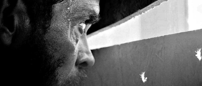 Πολιορκία στην Οδό Λιπέρτη: Μια διαδικτυακή πρεμιέρα που δεν πρέπει να χάσετε