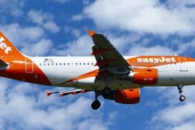 Ακύρωση πτήσεων από την EasyJet Πάνω από 200 πτήσεις ακυρώνονται τις επόμενες ημέρες