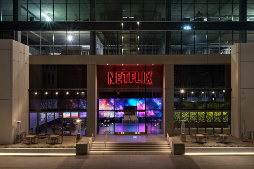 Netflix & Microsoft Συνεργάζονται για το οικονομικό πακέτο με τις διαφημίσεις