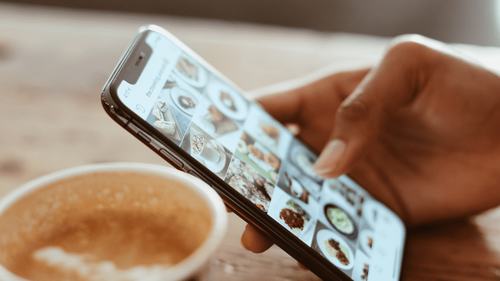 Πώς να κρύψεις τις φωτογραφίες σου στο Instagram χωρίς να τις διαγράψεις