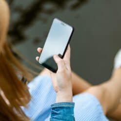 Πώς να κάνεις προώθηση μηνυμάτων στο κινητό (android & iOS)