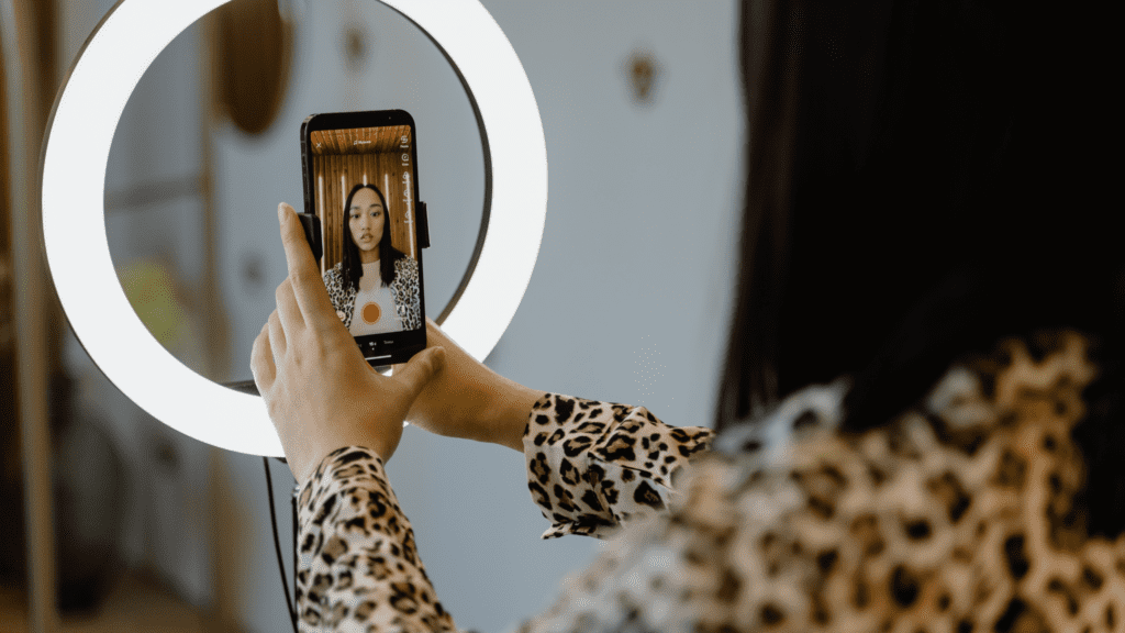 Εργαλεία δημιουργού στο Tiktok - Μάθε με το Tiktok analytics την απόδοση των βίντεο σου